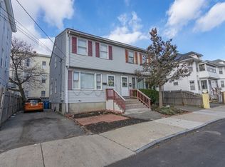 101 Sunset Ave #B, Lawrence, MA 01841