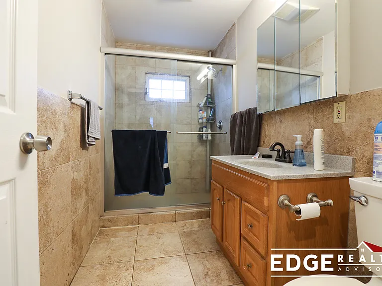 117 Glenville Ave #1A — Photo 11