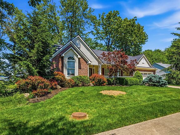 5th image of 348 Sylvan Dr