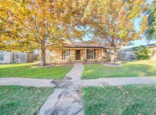 5005 Crutchberry Pl, The Colony, TX 75056