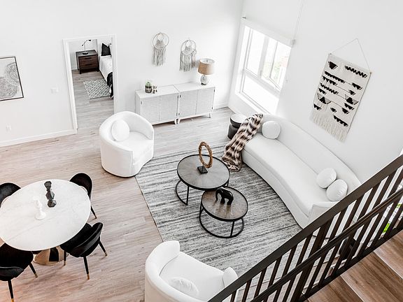 4th image of 800 S Harvard Blvd APT 214
