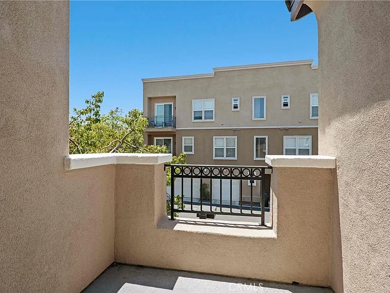 1216 McFadden Dr — Photo 14