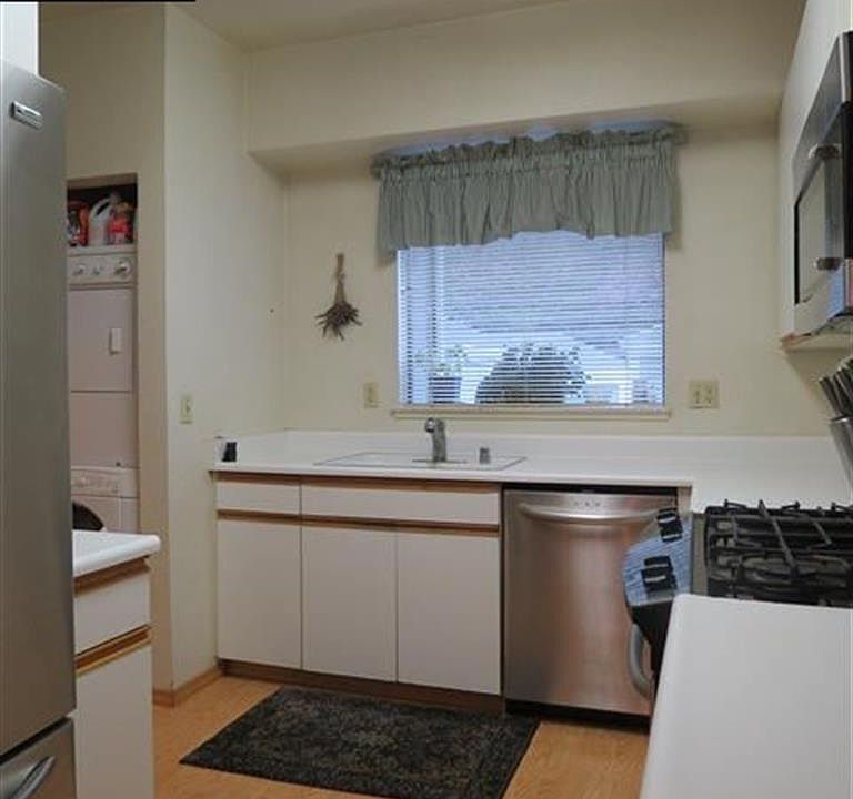 2nd image of 2588 Oak Rd APT 138