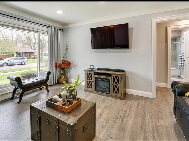 1444 Wacon Dr — Photo 4