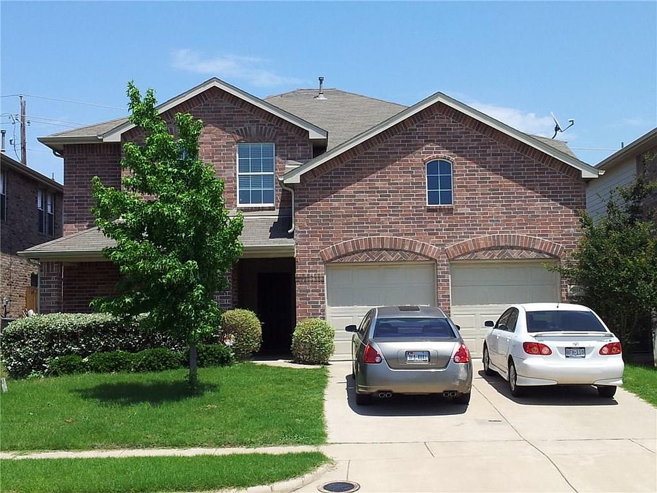 1st image of 3813 Plymouth Dr