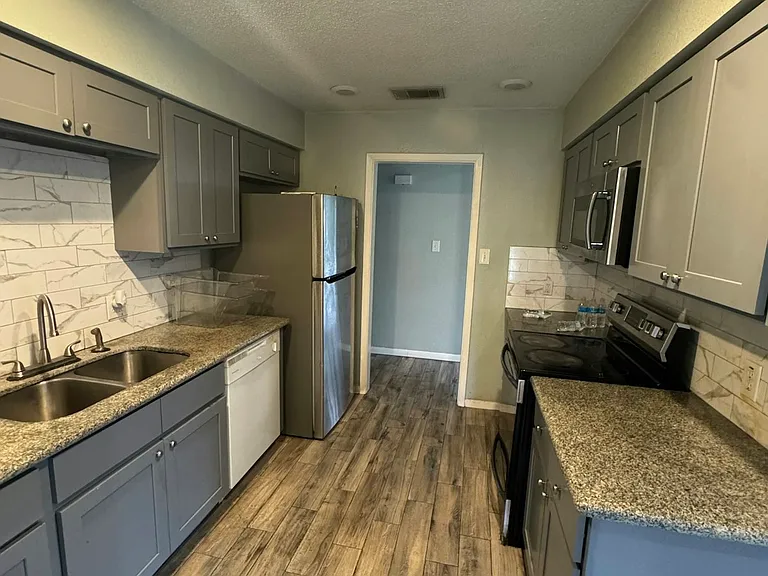 9295 Washington Blvd — Photo 5