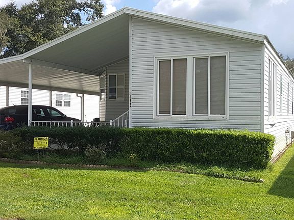 2nd image of 38122 Woodside Ln
