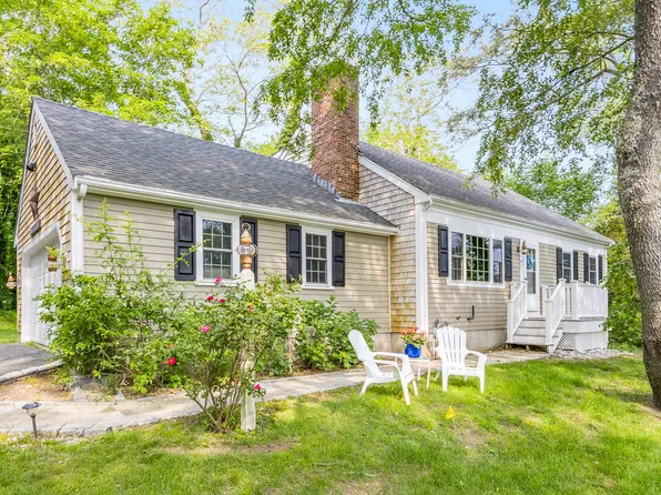 7 Liberty Place, East Dennis, MA 02641