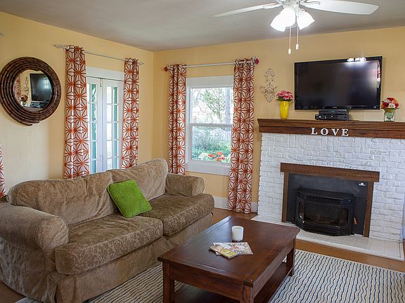 Family Room w/ french doors