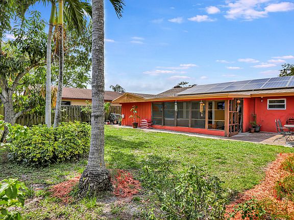 2nd image of 1342 SW 25th Avenue