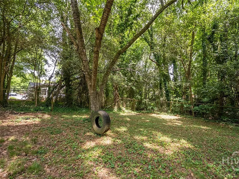 175 Habersham Way — Photo 41