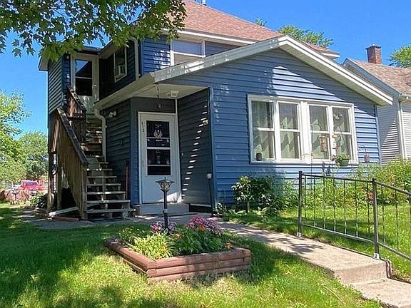 2nd image of 415 Court Ave N #2