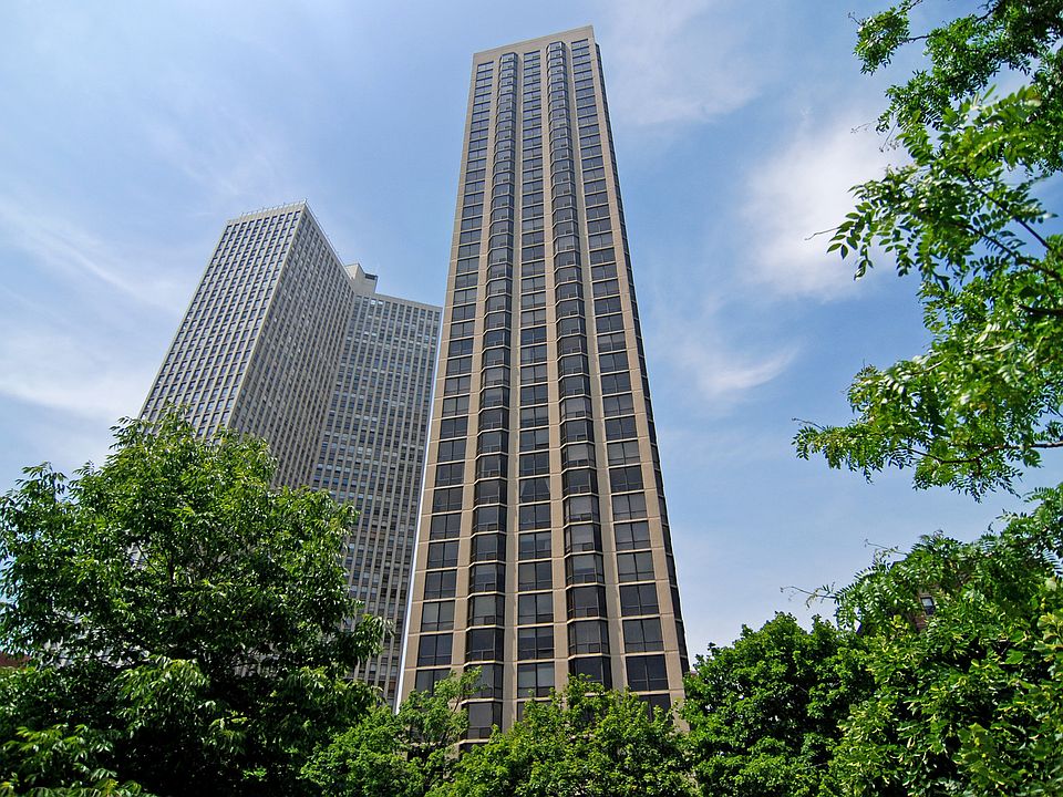 1st image of 2650 N Lakeview Ave APT 1902