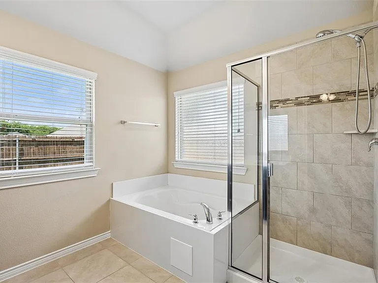 10016 Kemah Pl — Photo 14
