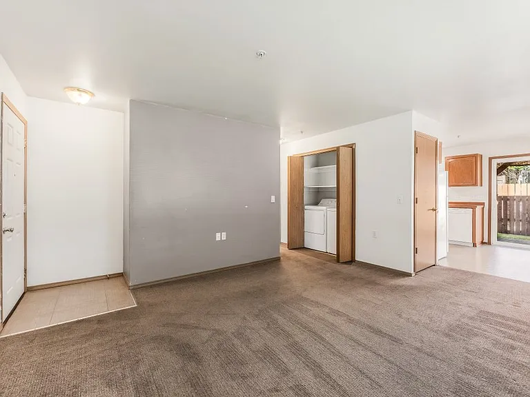 501 E Mullan Ave #3 — Photo 5