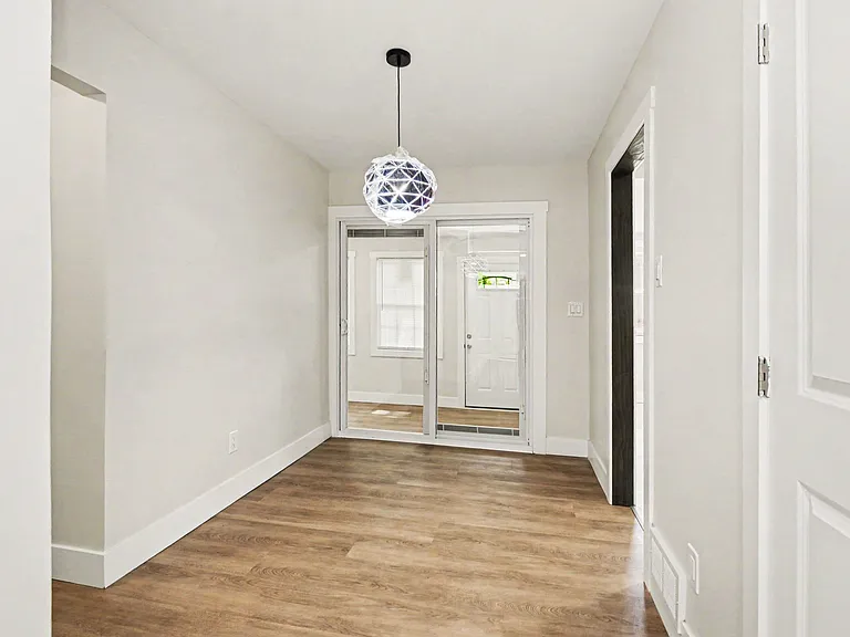 27157 Lucerne Dr — Photo 8