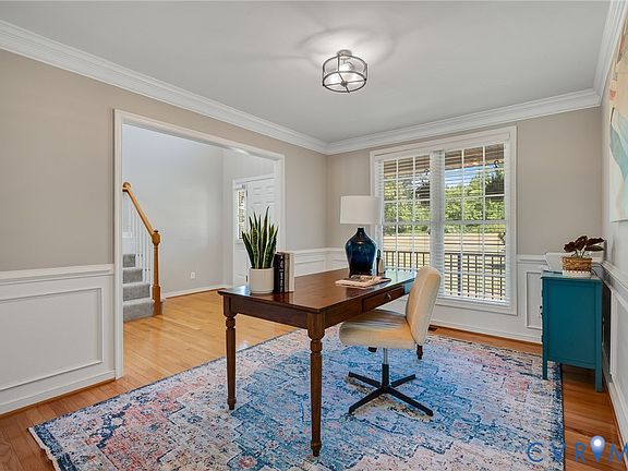 4th image of 17161 Amelia Ave