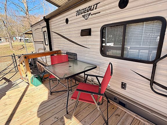 3rd image of 6435 N Fm 17 #605