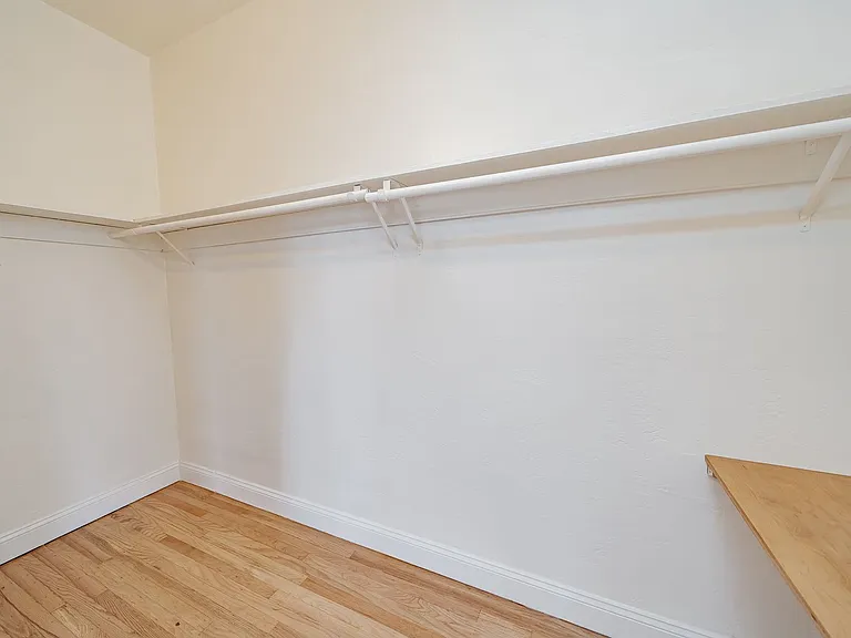 5527 Shattuck Avenue — Photo 14