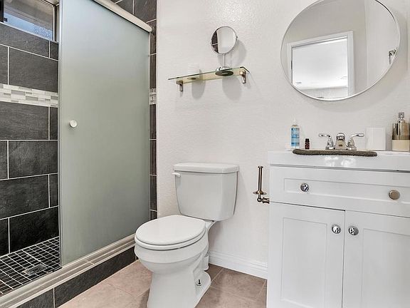 4th image of 3784 Nectarine Cir #6