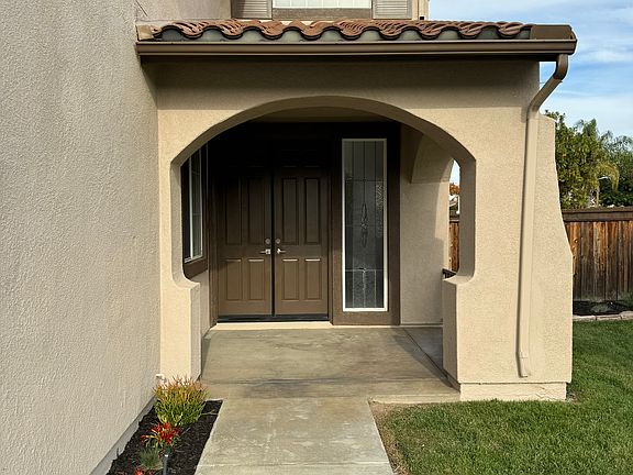 3rd image of 42272 Wildwood Ln