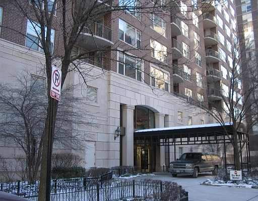 1st image of 1301 N Dearborn Pkwy #903