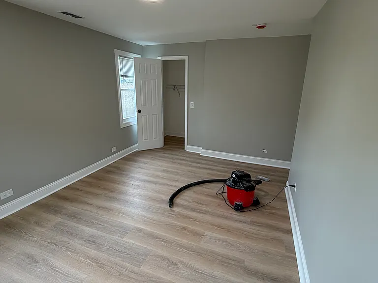 8715 S Commercial Ave #2 — Photo 11