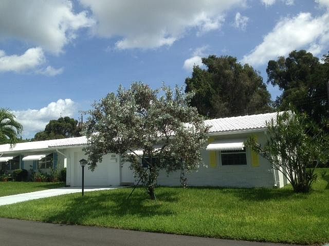 1st image of 134 NW 10th Ct