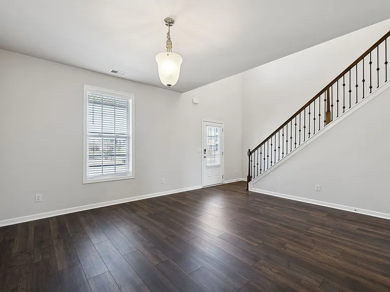 1222 Westlawn Blvd — Photo 9