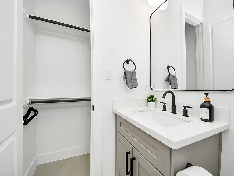 3909 Maggie St — Photo 35