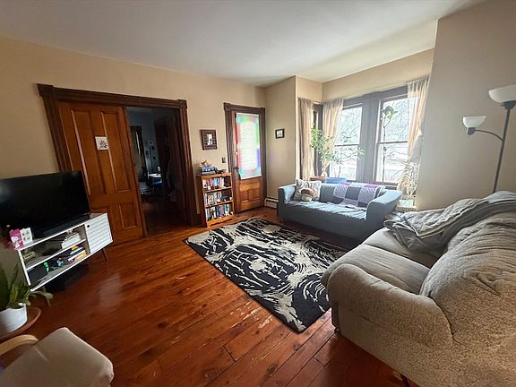 2nd image of 802 N Tioga St #1