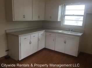 5910 N 37th St, Milwaukee, WI 53209