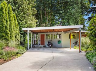 12515 SE 48th Pl, Bellevue, WA