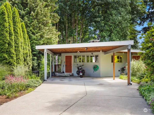 12515 SE 48th Place, Bellevue, WA 98006