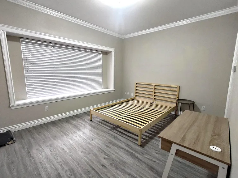 8006 Cartier St #MF — Photo 22