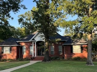 1415 Forest Brook Dr, Demopolis, AL 36732