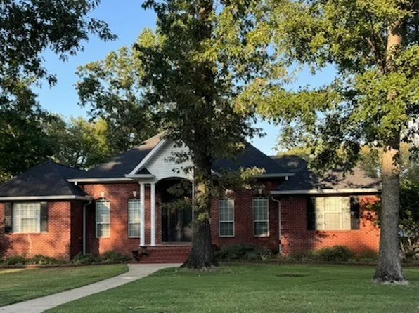 1415 Forest Brook Dr, Demopolis, AL 36732