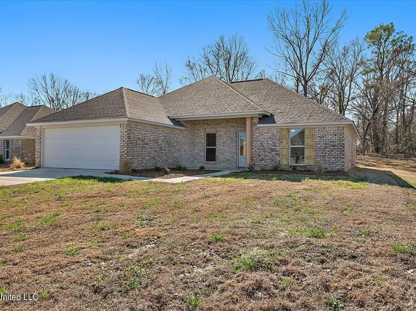 149 Allie Ln, Canton, MS 39046