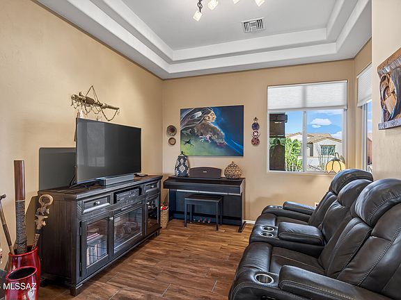 5th image of 837 W Bosch Dr