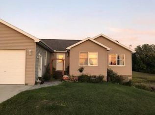 5101 Craftsman Dr, Mayville, MI 48744