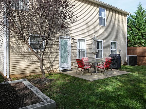6 foot privacy fence around back yard will serve many purposes.