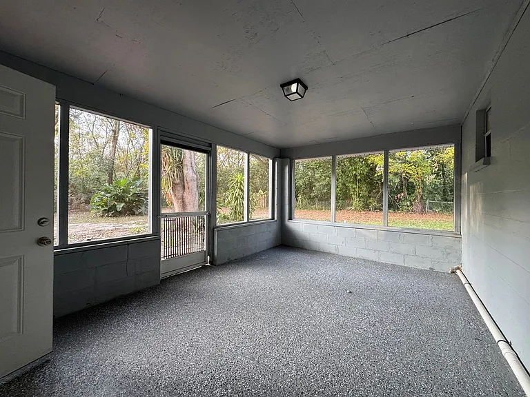 1510 S Miller Rd — Photo 15