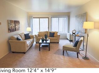 1071 Barton Dr APT 105, Ann Arbor, MI 48105