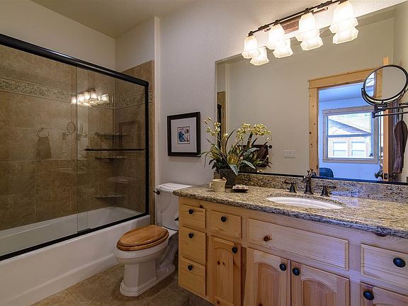 5th image of 13243 Northwoods Blvd #B