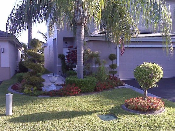 Elegant topiaries
