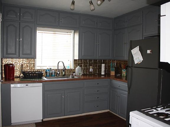 2nd image of 3218 Mariana Ave