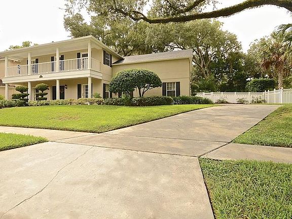 2nd image of 640 W Palm Valley Dr