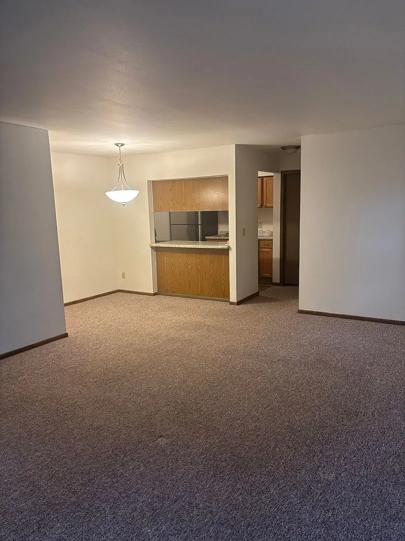Orchard Hills Apts — Photo 1