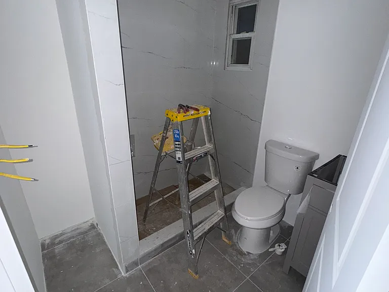 48 Jasper St #2 — Photo 3