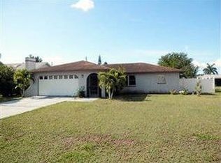 910 SE 23rd St, Cape Coral, FL 33990